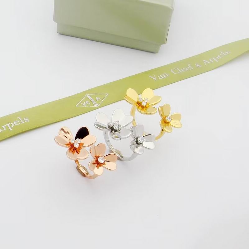 Van Cleef & Arpels ring 10yxq01